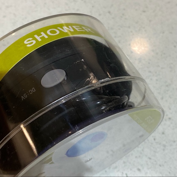 NWOT BLUETOOTH SHOWER SPEAKER WATERPROOF - Picture 3 of 4